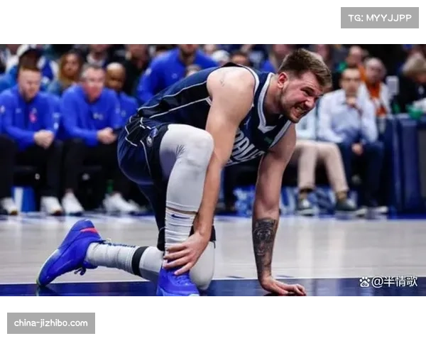 东契奇半场已取三双,但独行侠防守效率骤降暂时落后雷霆 东契奇半场已取三双,但独行侠防守效率骤降暂时落后雷霆